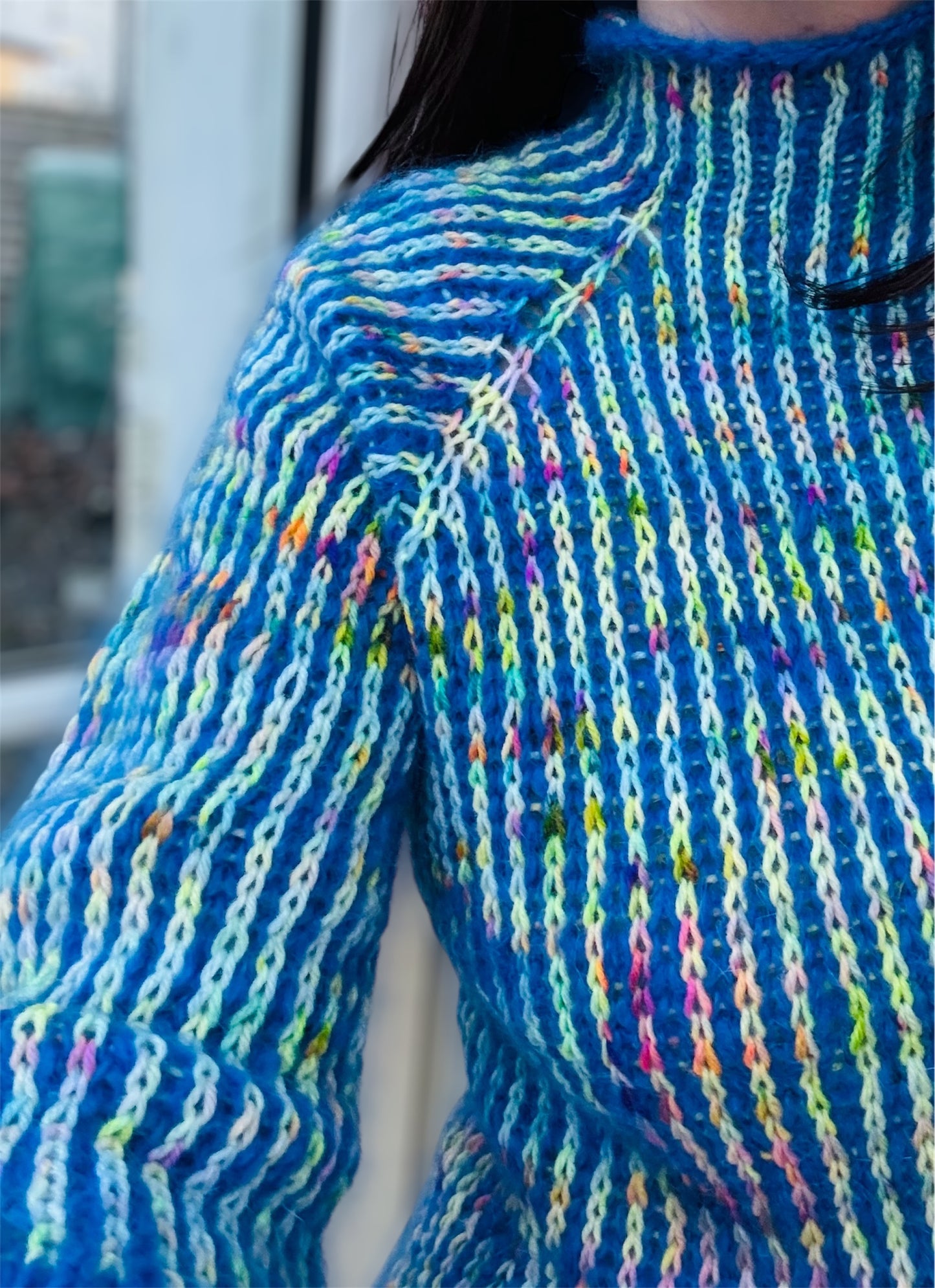 Paloma sweater voksen strikkekit- med gratis opskrift