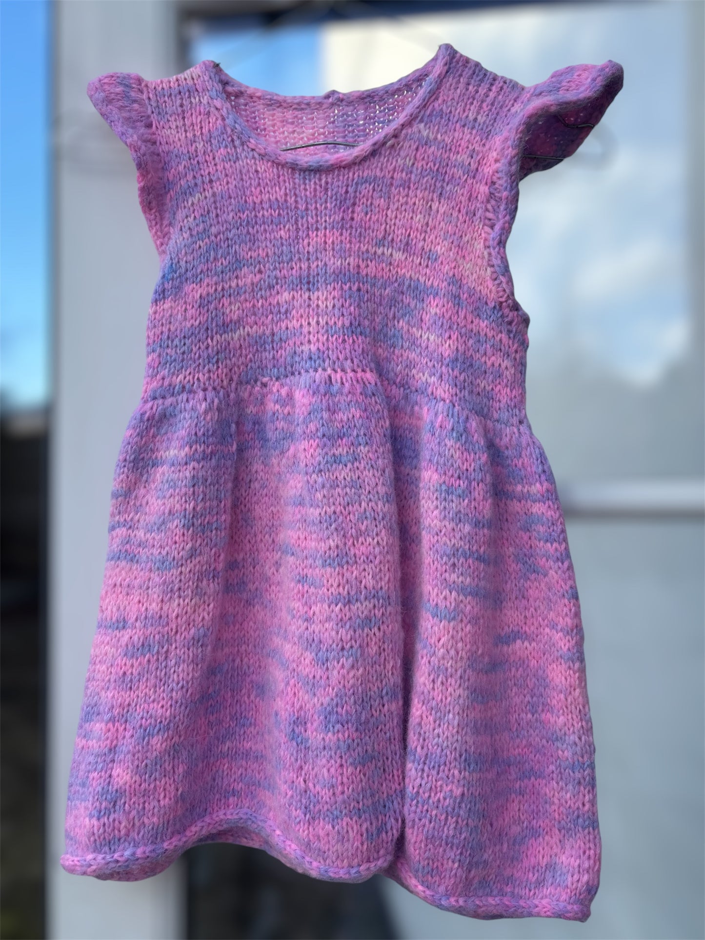 Cara flæsekjole af Irene Nielsen, Garnkit